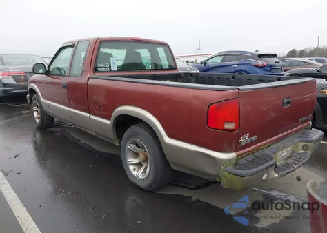 1998 Chevrolet S-10 Ls Fleetside z USA, uszkodzony, nr VIN 1GCCS19X1W8120056